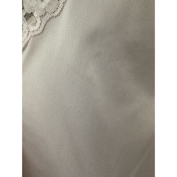Vintage 80s Vanity Fair White Satin Floral Lace Nightgown Full Slip size 36/24" - Picture 10 of 15